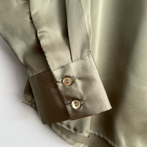 Ardene Green Button-Up Blouse Shirt Women's Medium NWT - Picture 4 of 7